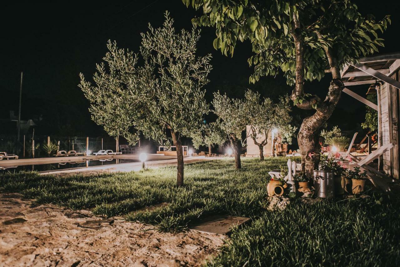أوستوني Paradiso Villa المظهر الخارجي الصورة